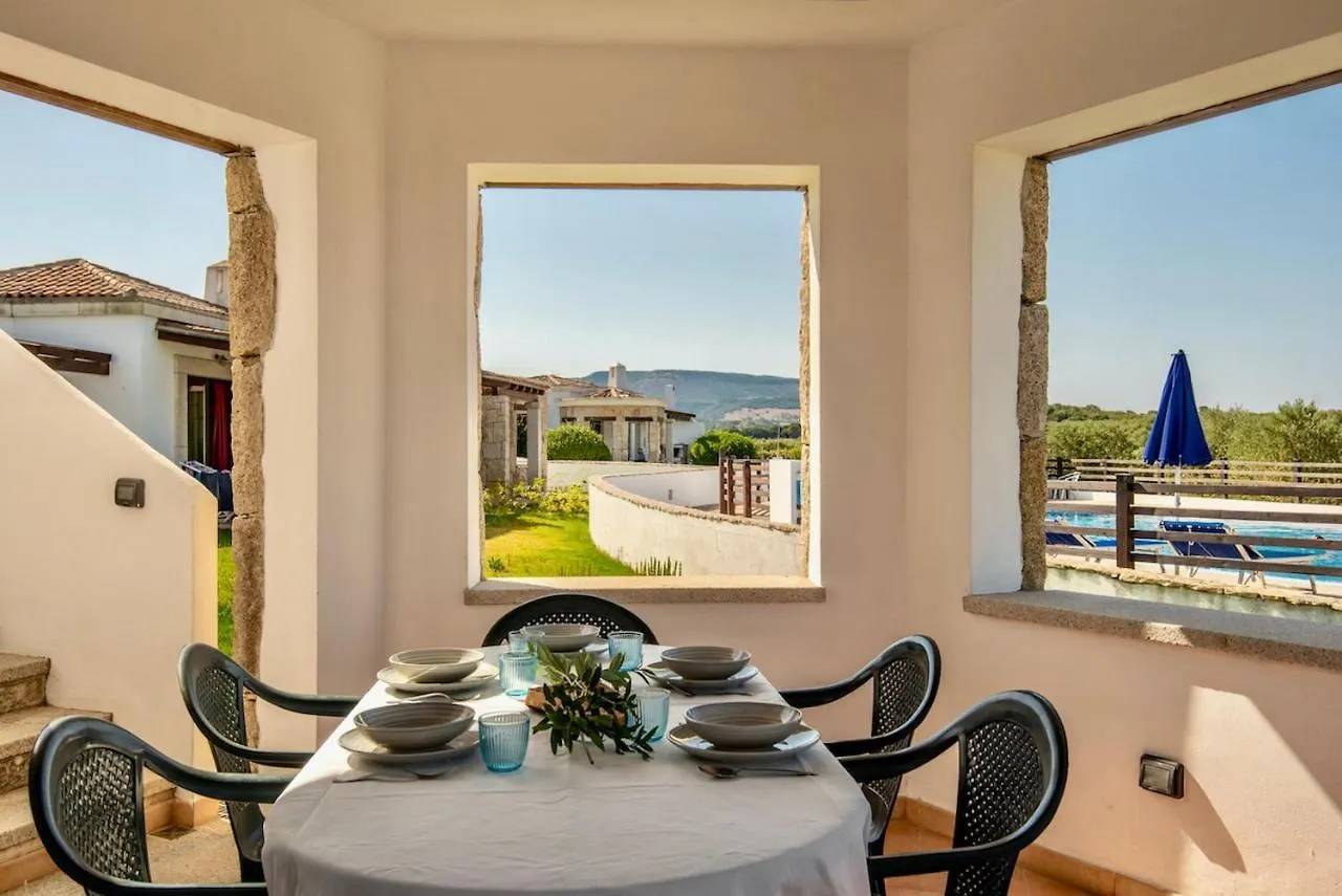 Ville In Resort Con Piscina A 2 Km Da Alghero Italia